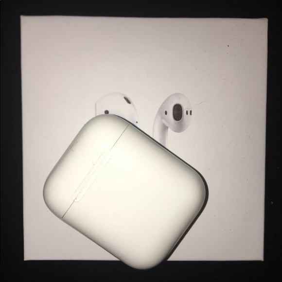 Apple AirPod 2nd Gen - Replica - Picture 2 of 5